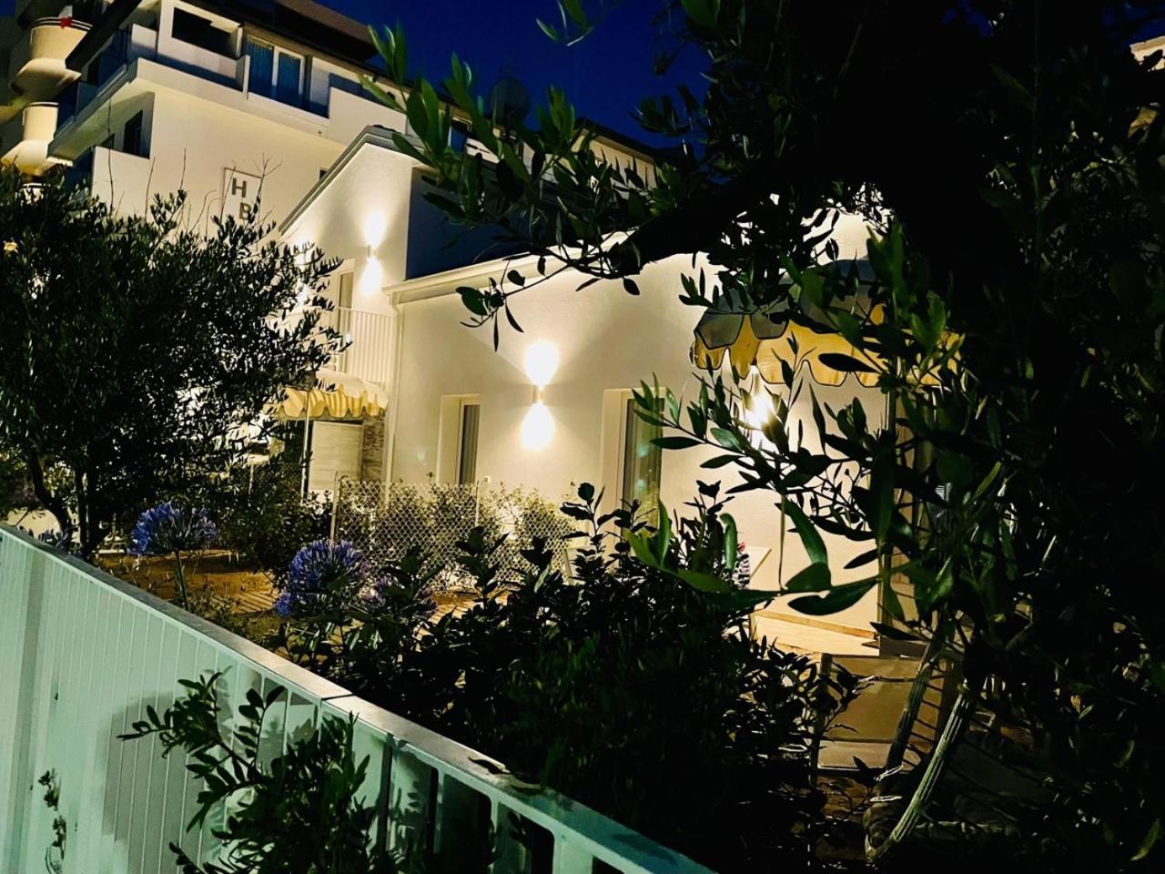 Villa Le Agavi Luxory Beach Surfhouse Bellaria-Igea Marina Exterior photo